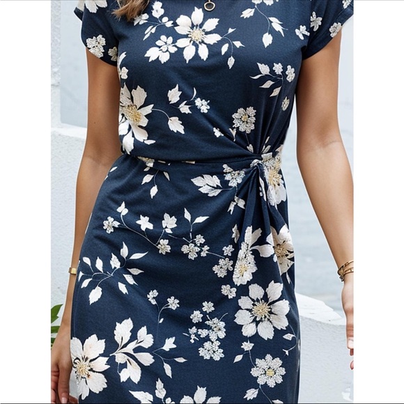 Dresses | Floral Navy Blue Dress | Poshmark